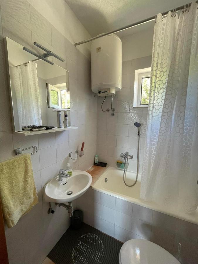 Apartman Emilija Vinišće 외부 사진