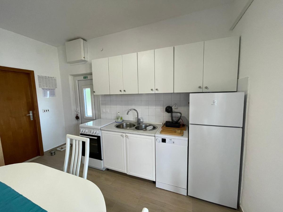Apartman Emilija Vinišće 외부 사진